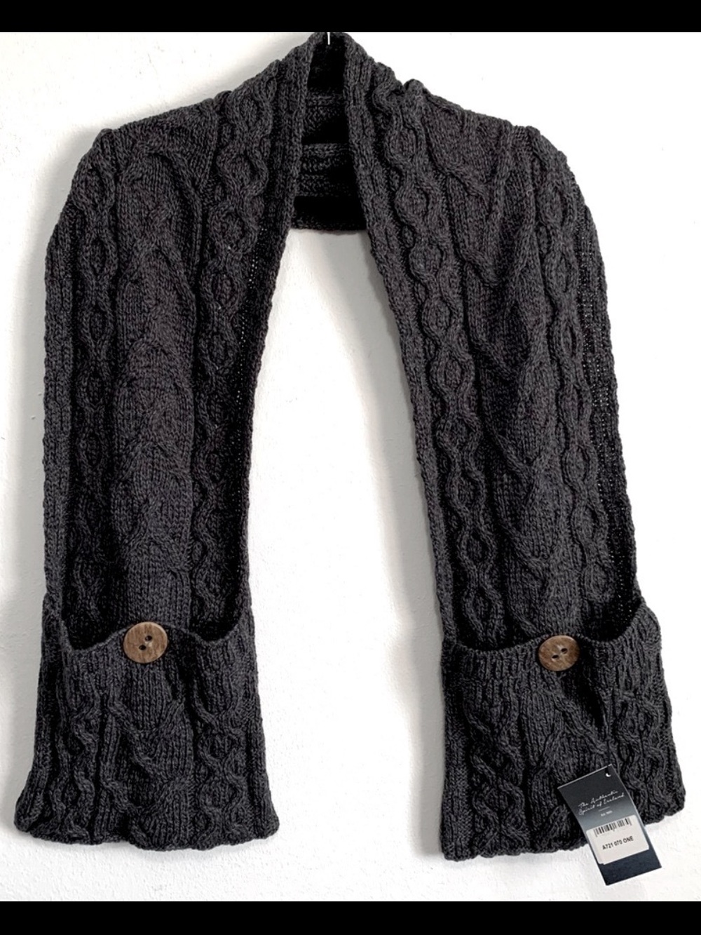 Aran Woolen Mills 100% Merino Wool Cable Knit Scarf with Buttoned Pockets